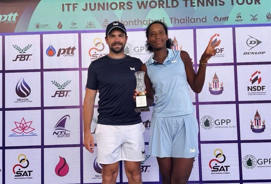 开云电竞大平台-6连胜夺冠！中国女网17岁1米80混血新星崛起：看齐偶像大阪直美？